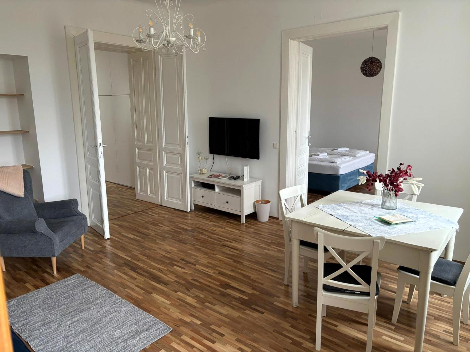 Casa Nostra - Sonnige Wohnung Direkt Am Augarten فيينا المظهر الخارجي الصورة